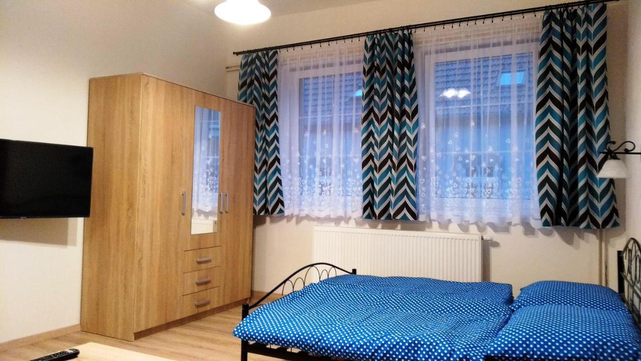 Apartmany Kukacci Hnizdo Benesov nad Ploucnici Luaran gambar