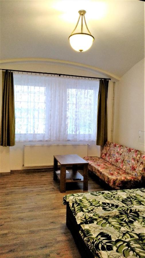 Apartmany Kukacci Hnizdo Benesov nad Ploucnici Luaran gambar